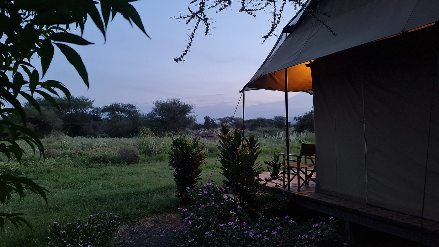 Zebra Plain Safari Camp - Amboseli hotel view 3